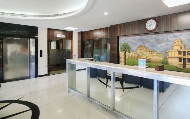 Capital O 30441 Hotel Durgada Siri