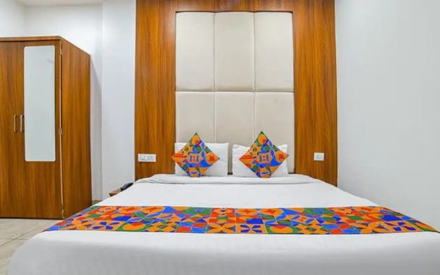 Fabhotel Right Choice