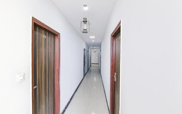 Fabhotel Galaxy View