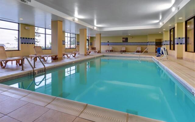 Hampton Inn & Suites Indianapolis-Airport