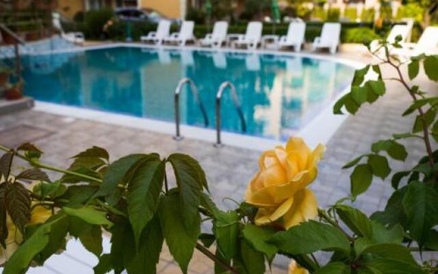 Aquaria Holiday Apartments