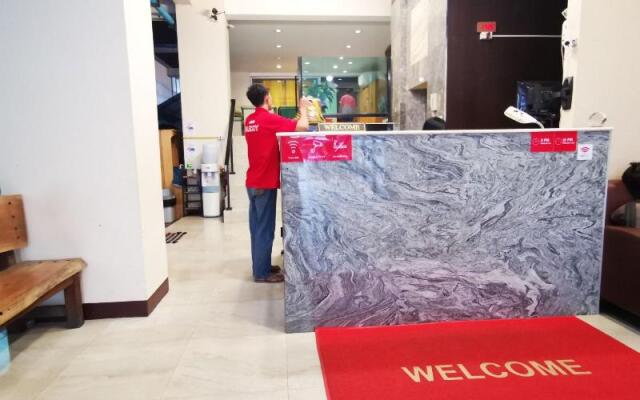 OYO 128 Kkinn South Pattaya Hotel