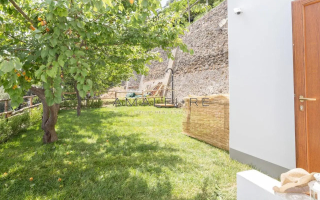 Lionetti Suite House