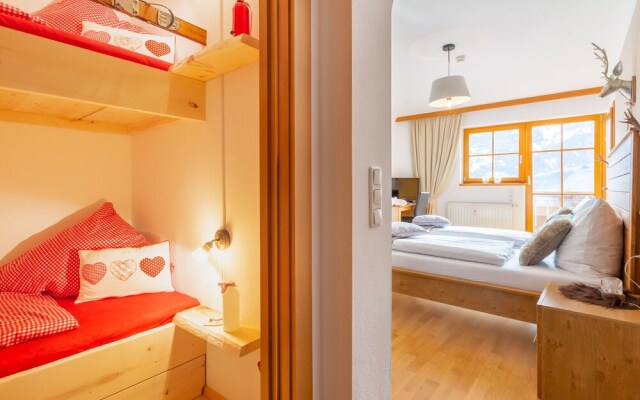 Spacious Apartment in Piesendorf near Ski Area