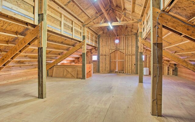 Charming Gainesville Retreat: Barn, Horses Welcome