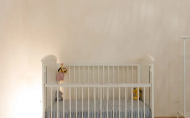 Secret Garden, 3br, Cozy and Quiet Athens Gem