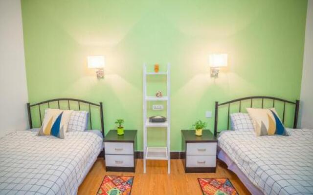 Xing Long No 37 Hostel