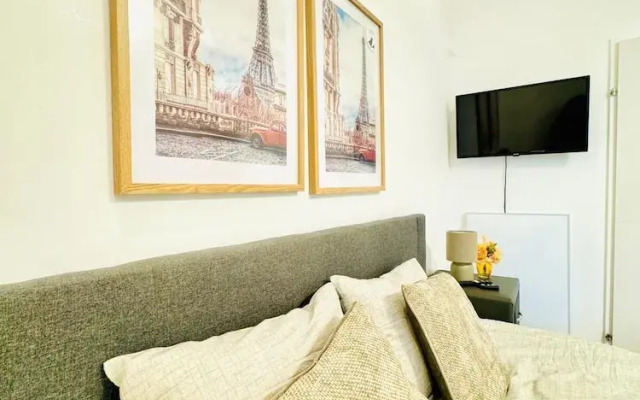 Central King Studio Downtown Area