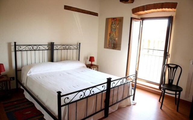 B&B Stradivari