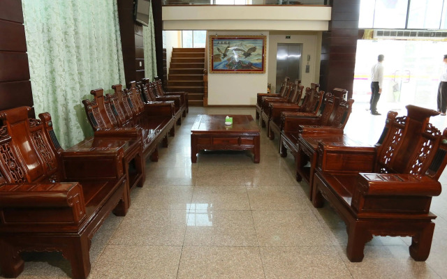 Royal Power Hotel