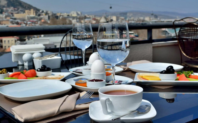 Grand View Hotel