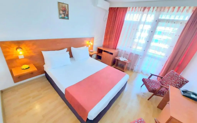 Tomis Hotel Neptun