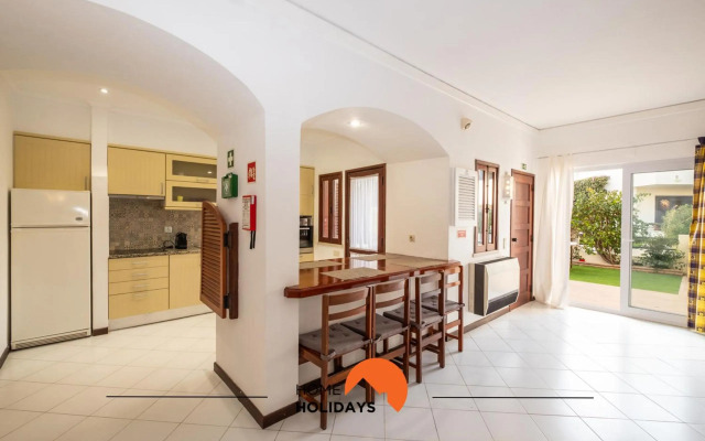 #015 Vila Buganvilia Center city Beach