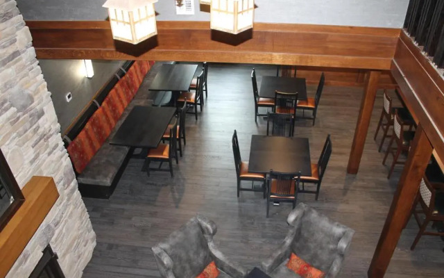 Craftsman Inn & Conference Center