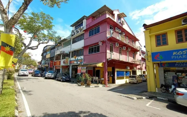 SPOT ON 90119 Bed's Guesthouse