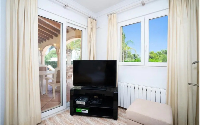 Charming 3-bed Villa in Denia, First Beach Line
