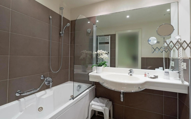 Savoia Hotel Regency