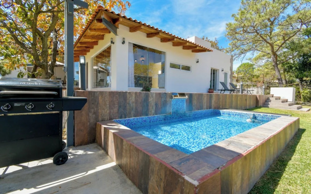 Agave House Pool and BBQ