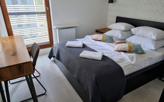 Apartment Grzybowska Warsaw by Renters