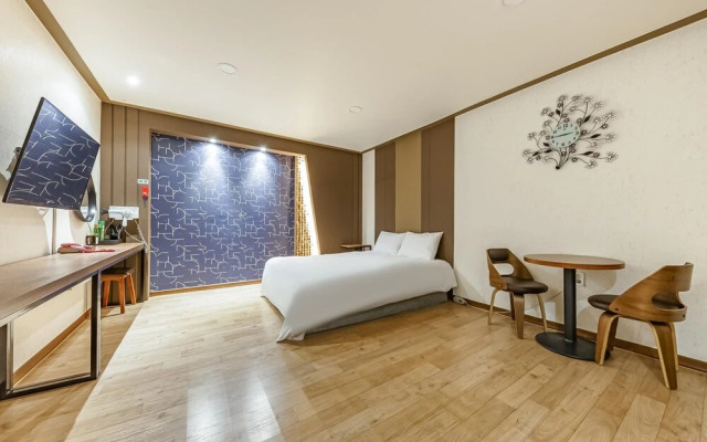 Boryeong Coconut Motel