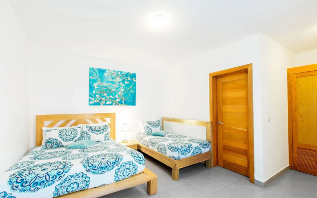 TrueCost Caribbean Paradise