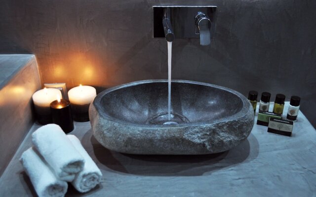 Nerti Suites