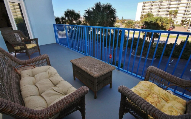 Oceanwalk 2-305 Apartment 3