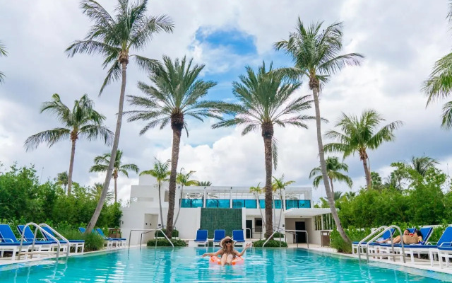 Tideline Palm Beach Ocean Resort and Spa