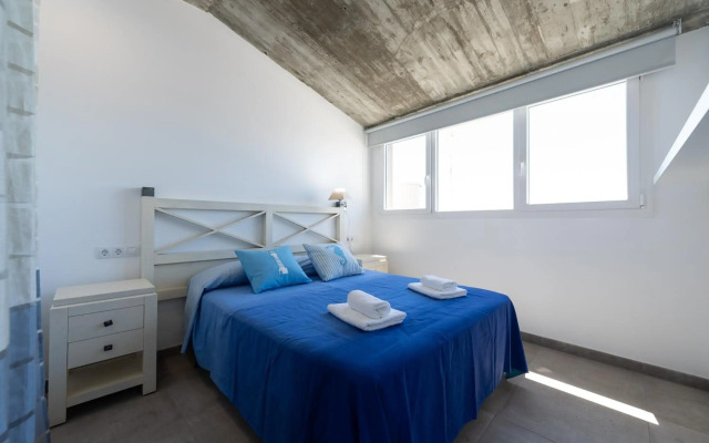 Durmiendo sobre el mar, Vivienda Los Riscos