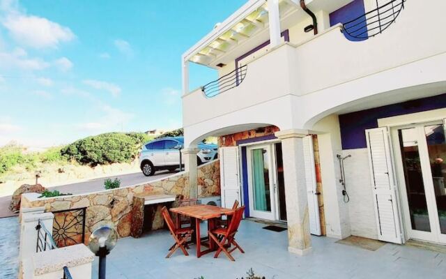 Whiteblue House con Giardino