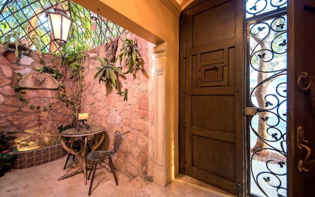 Villa Lola - an Adults Only Bed & Breakfast