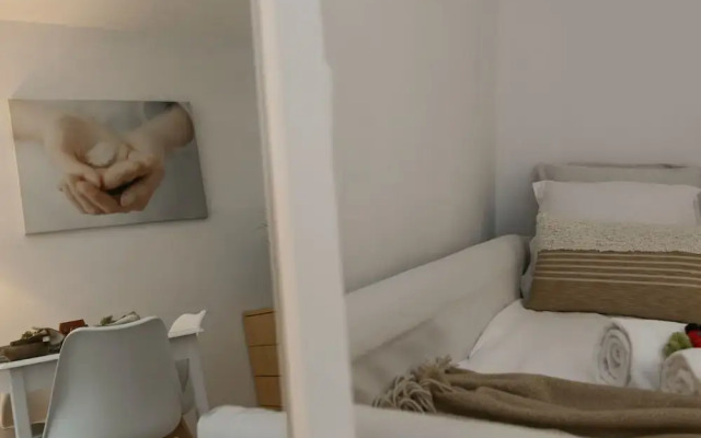 Modern yet Very Cosy and Sunny Flat