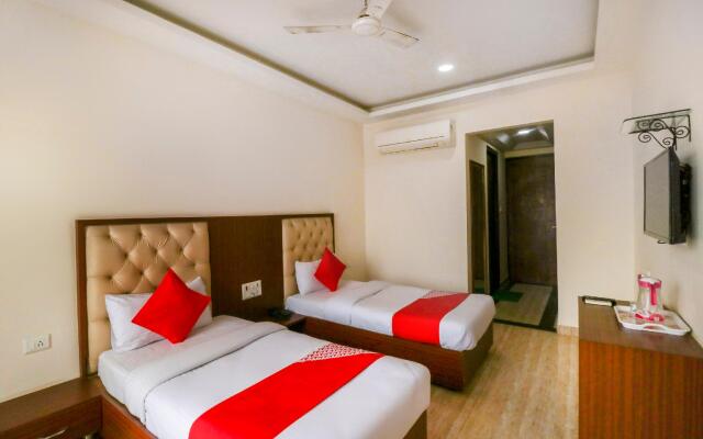 OYO Flagship 69860 Mastana Palace