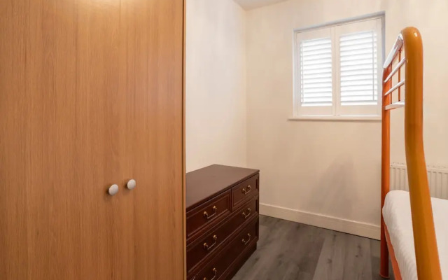 Host Stay Coventry Street