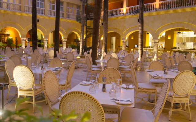 Charleston Santa Teresa Cartagena