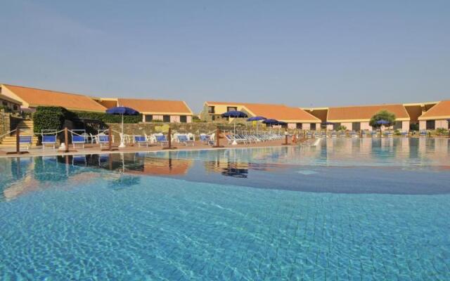 Le Tonnare Family Club
