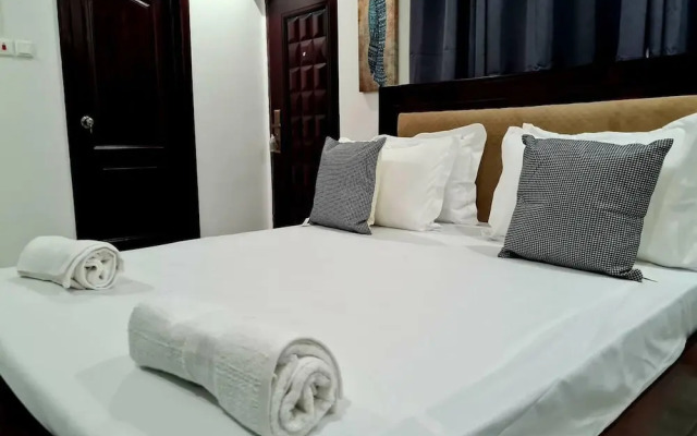 Charming, Quiet & Cozy - Close to Highway,parking