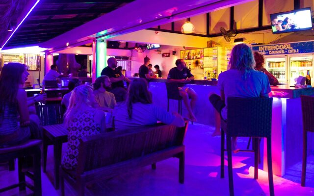 Simple Life Talay & Divers Resort
