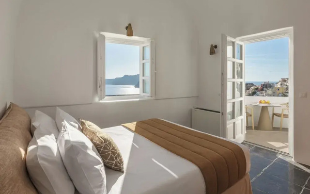 Cave Suite Oia