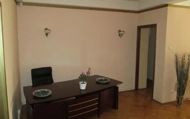 Redlotus Accommodation-Old City Inter