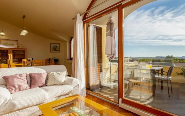 Apartment Mirjan