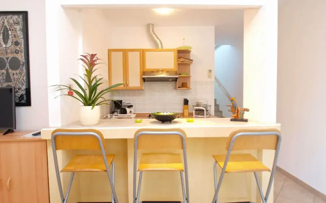 Apartment 440