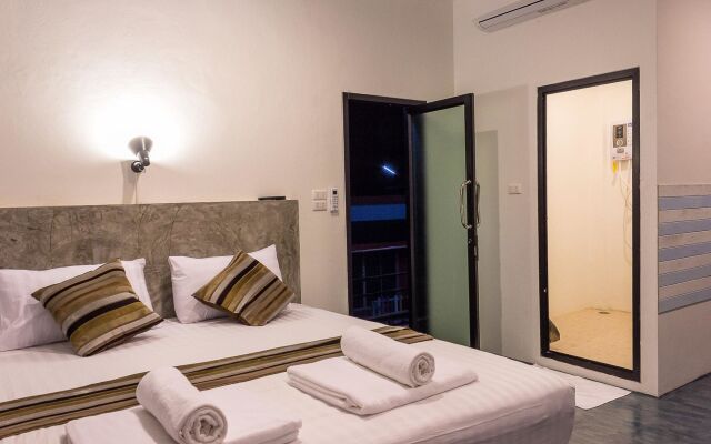 The Rest Hotel
