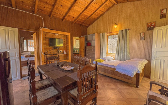 The Himalayan Living