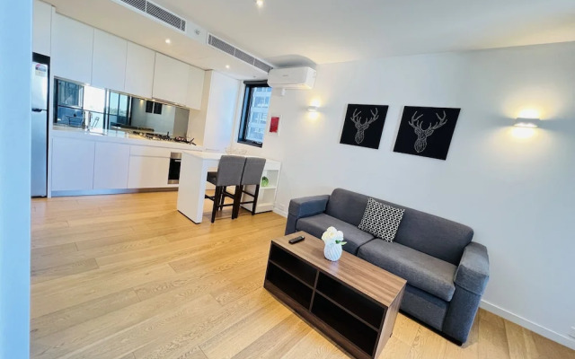 Flinders Street Apartments