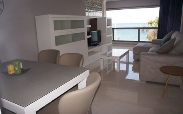 Levante Seafront Beach Apartment