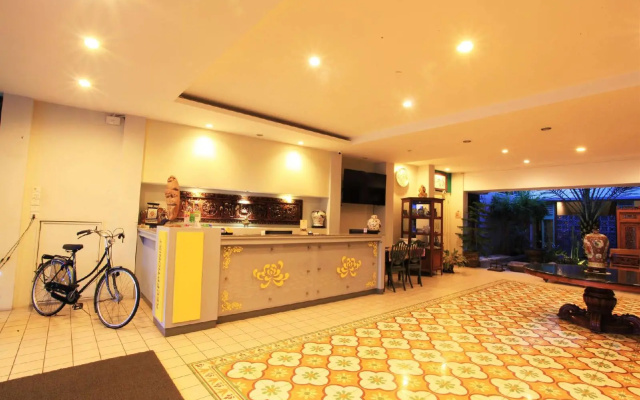 Hotel Koening — 3-star hotel in Cirebon