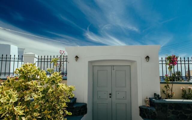 Day One Fira Mansion