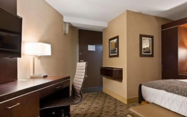 Radisson Hotel Southfield-Detroit