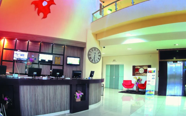 Lagoa Quente Hotel